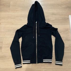 Lululemon Sweatshirt - Size 4